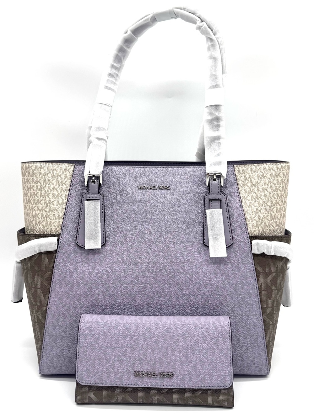 Michael Kors Voyager Large Color-Block Logo Tote Bag w Matching Trifold Wallet